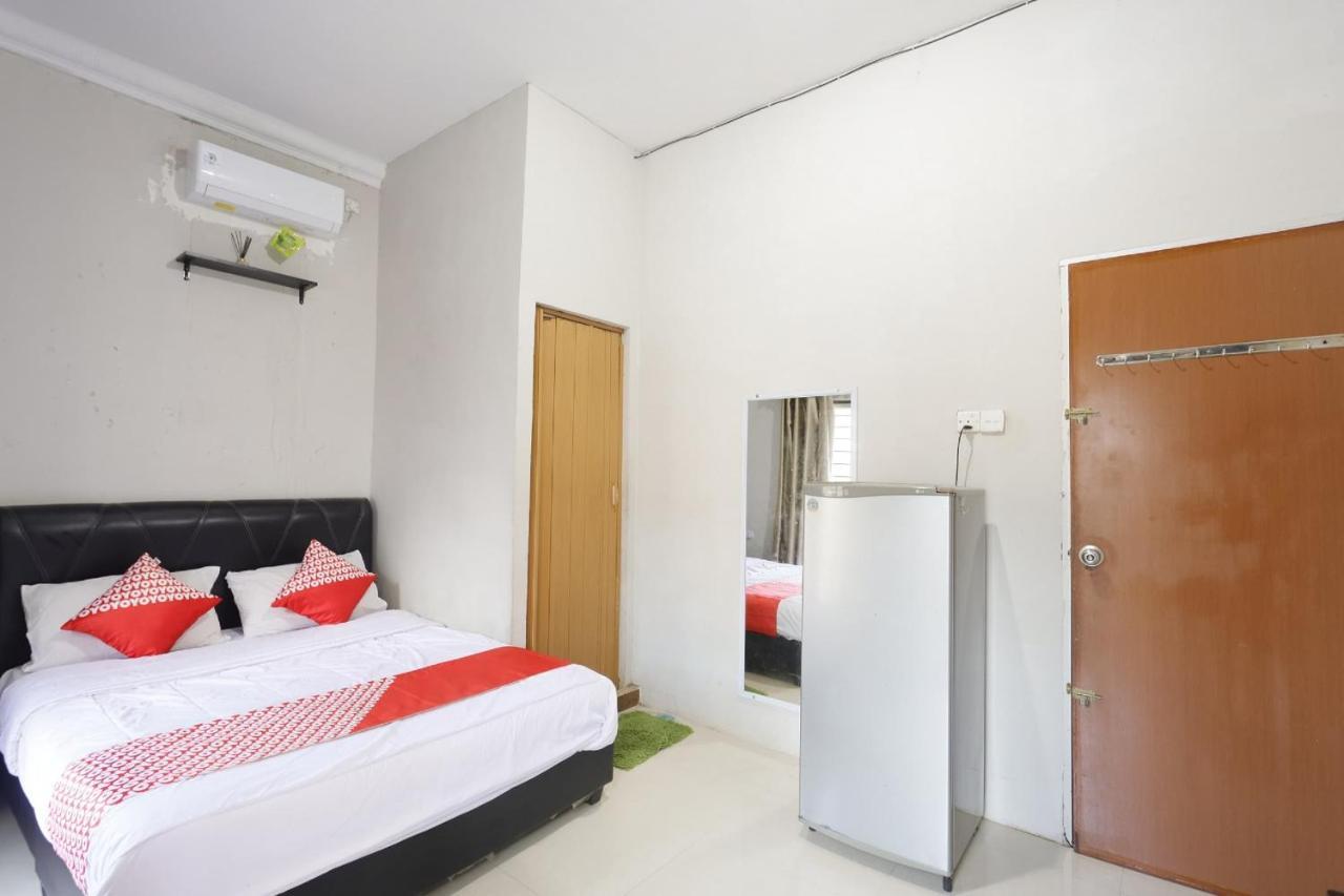 Oyo 92702 Minang Jaya Nagoya Exterior foto